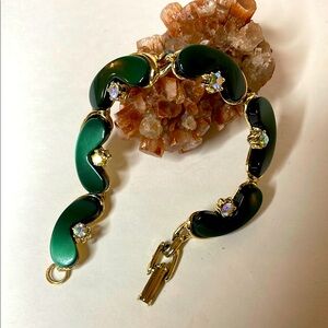 Vintage Goldtone Dark Green Thermoplastic Aurora Borealis Rhinestones Bracelet